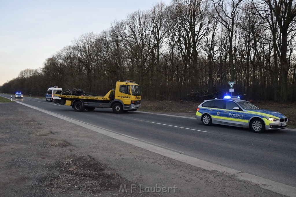 Schwerer VU Krad Fahrrad Koeln Porz Alte Koelnerstr P298.JPG - Miklos Laubert